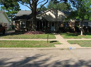 15523 Bowsprit Ln, Houston, TX 77062