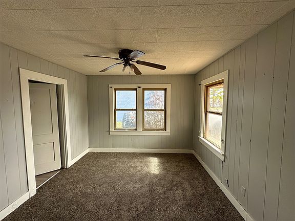 3rd image of 2012 Beaver St