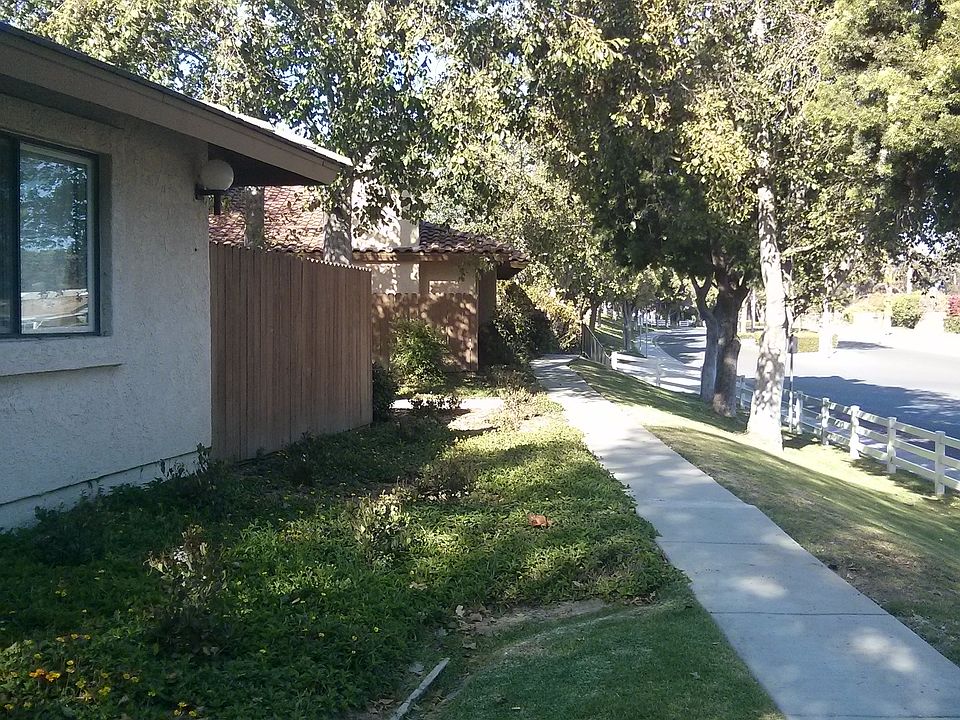 2nd image of 6908 Steinbeck St
