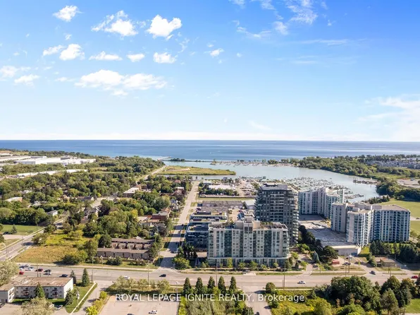 1604 Charles St #414, Whitby, ON L1N 0P2