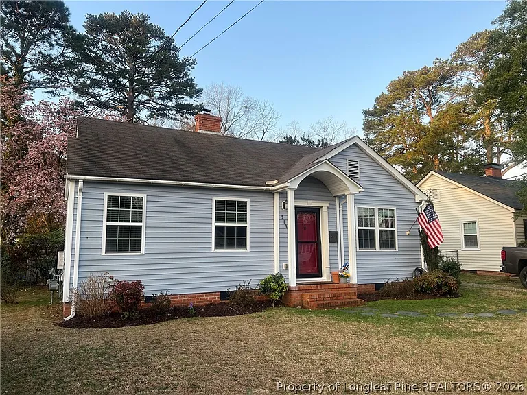 213 Marshall Rd — Photo 1