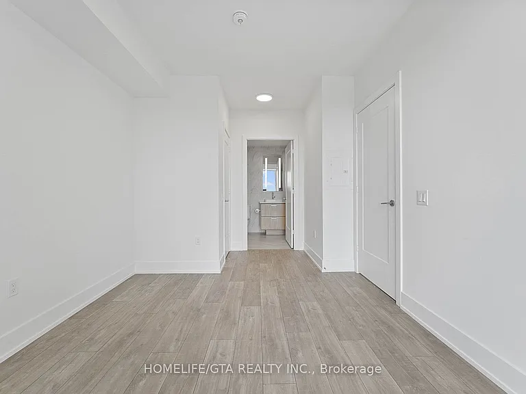 858 Dupont St #602 — Photo 25