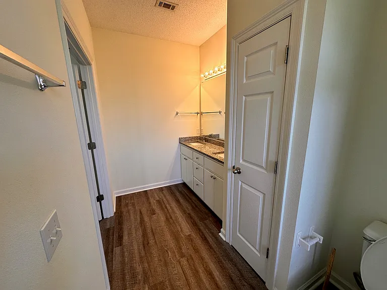 90 Albatross Ct — Photo 18