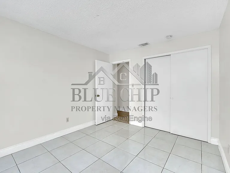 5322 Jade St — Photo 20