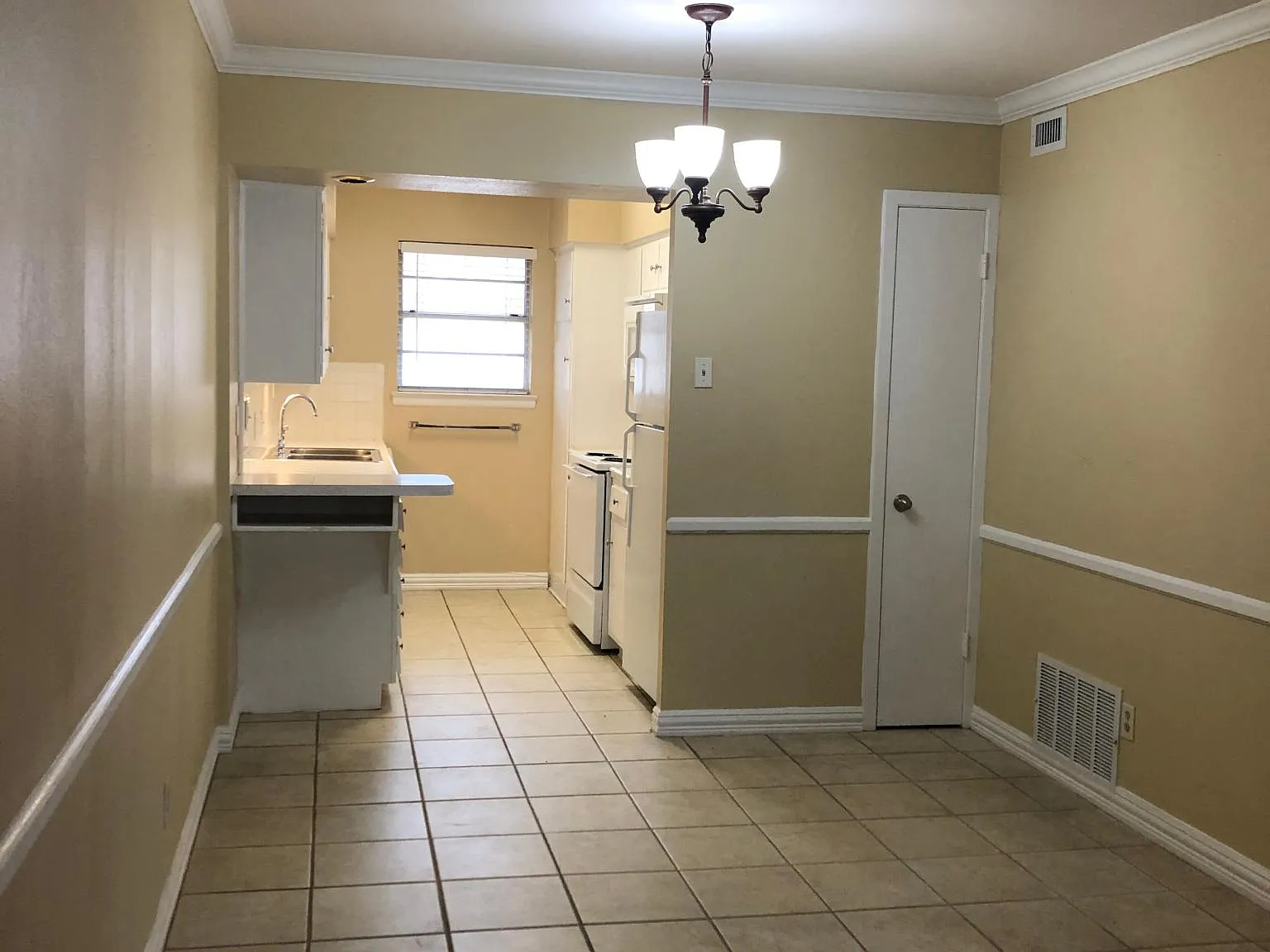 1 bed, 773 sqft, $950 — Photo 2