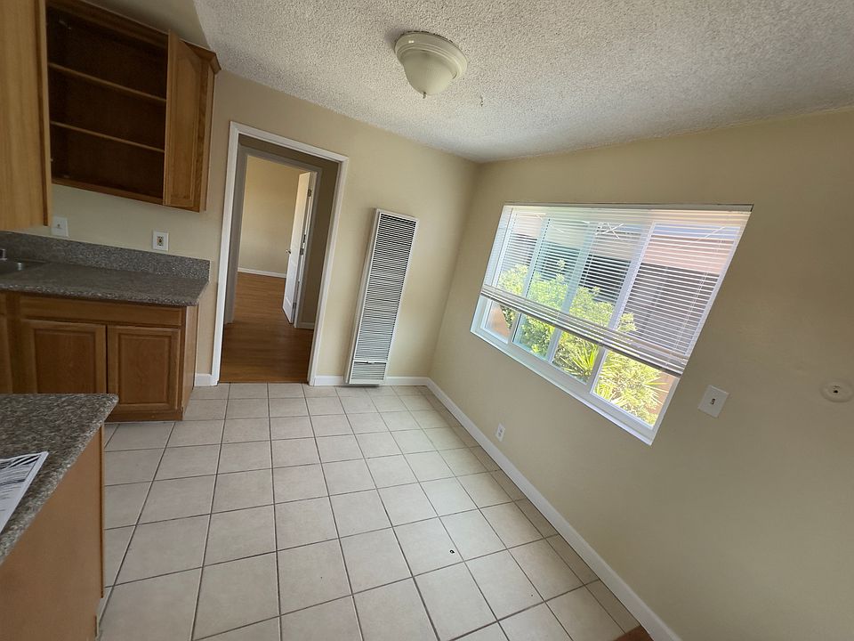 Hallway to kitchen, bathroom and bedroom