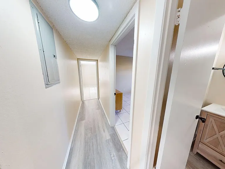 1228 E Muriel St #A — Photo 17