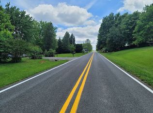 Bud Tilley Rd, Pinnacle, NC 27043