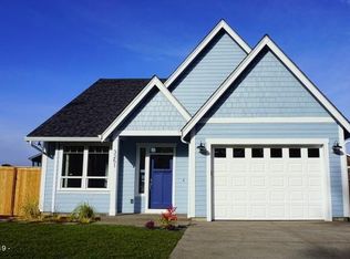 3251 NW Neptune Ave, Lincoln City, OR