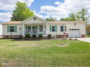 1104 Thrush Ct, Carolina Shor, NC 28467
