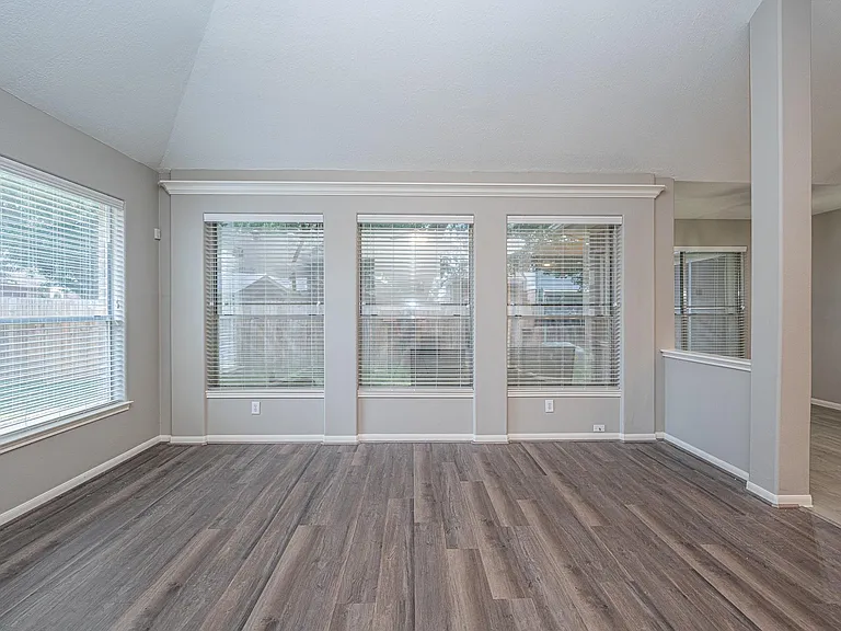 406 N Marathon Way — Photo 37
