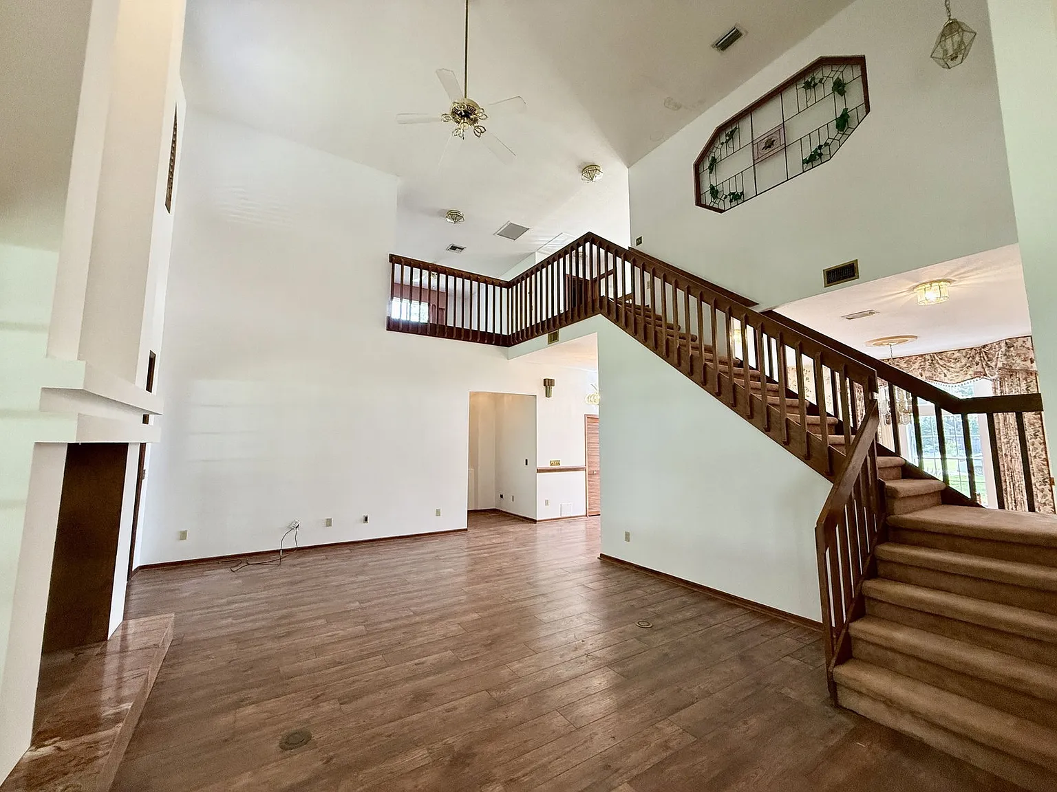 4 bed, 3.0 bath, 3021 sqft, $3,600 — Photo 3