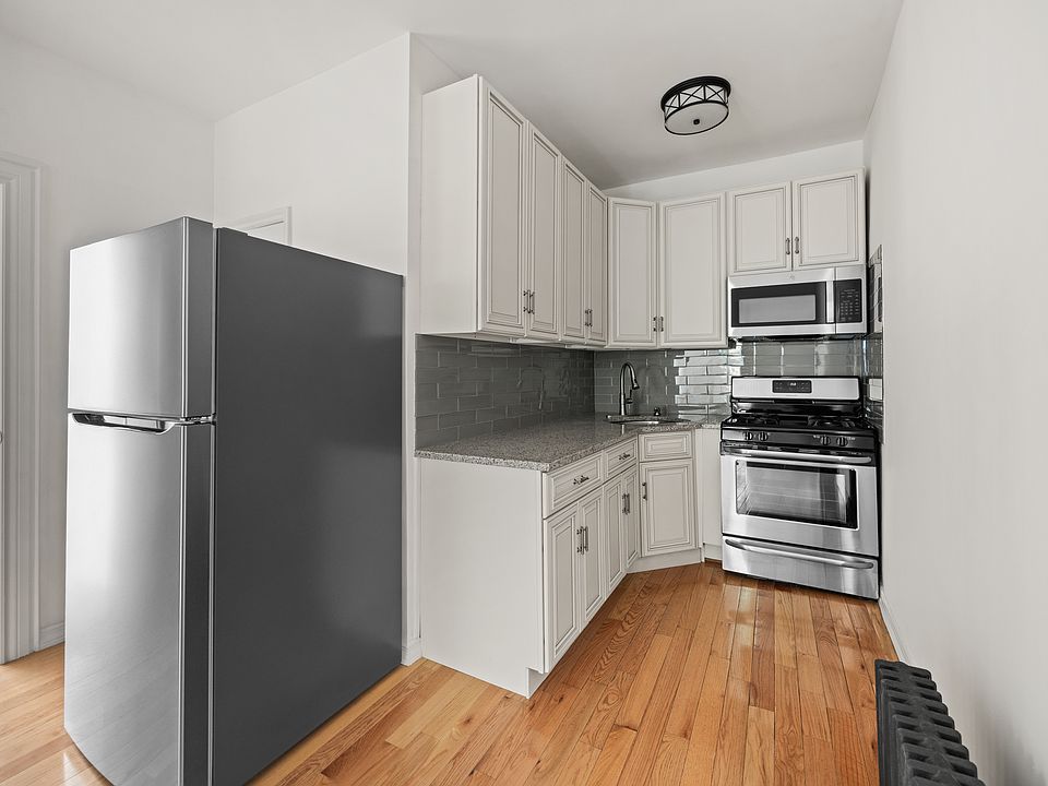 1st image of 553 Rogers Ave #2A