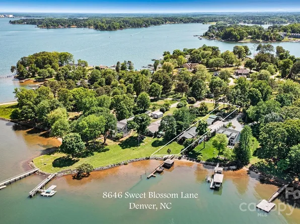 8646 Sweet Blossom Ln, Denver, NC 28037