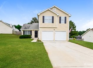 10093 Tara Glynn Dr, Hampton, GA 30228