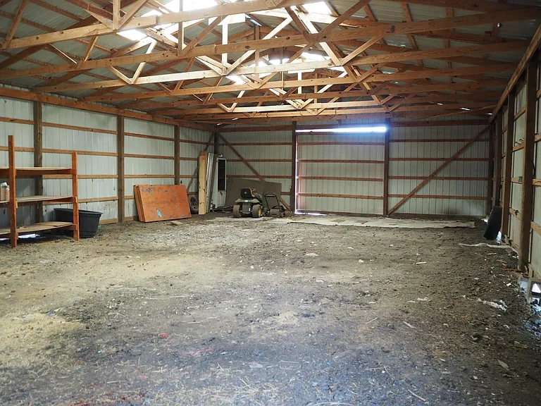 9561 Hames Rd — Photo 34
