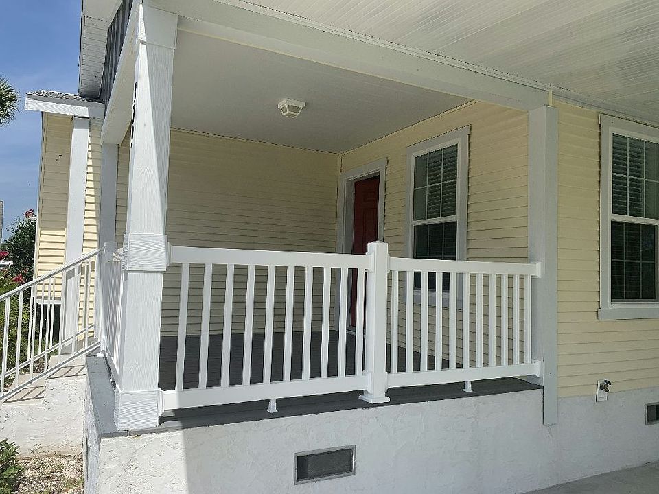 1st image of 379 Bimini Cay Cir