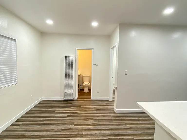 1770 Gaviota Ave #15 — Photo 6