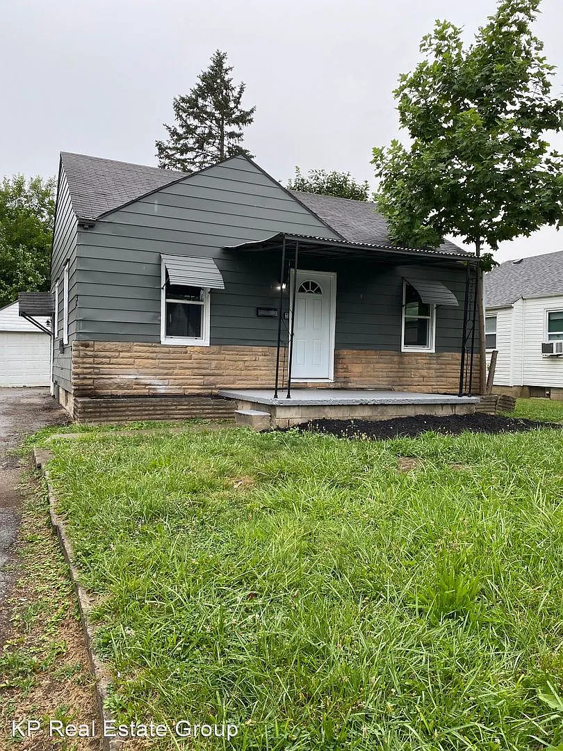 2359 Parkwood Ave photo 1