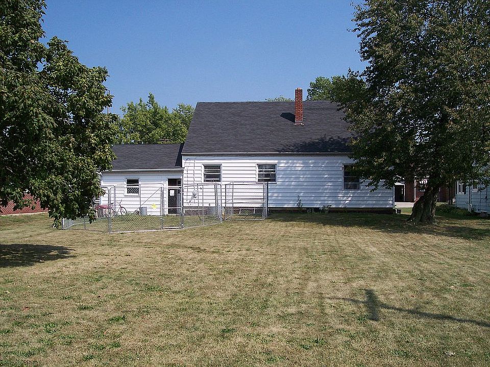 2nd image of 602 S Poplar St