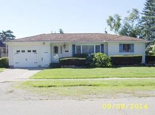 68 Gaige St, Sandusky, MI 48471