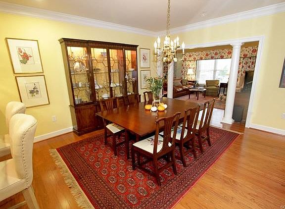 4th image of 5225 Monument Ave Unit 2C