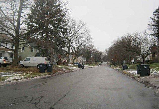2nd image of 717 Crestview Ave