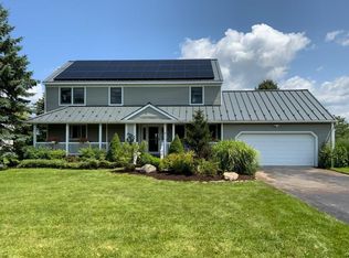 16 Saunders Rd, Ithaca, NY 14850
