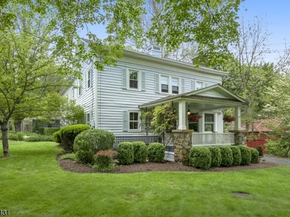 20 Fairmount Road East, Tewksbury Twp., NJ 07979