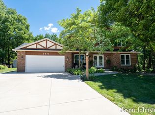 2471 Appleton Dr NE, Grand Rapids, MI