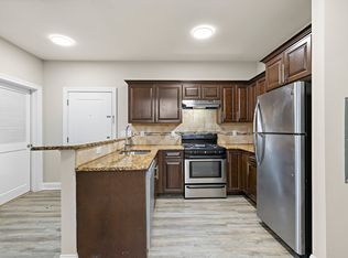 320 51st St #201, West New York, NJ 07093