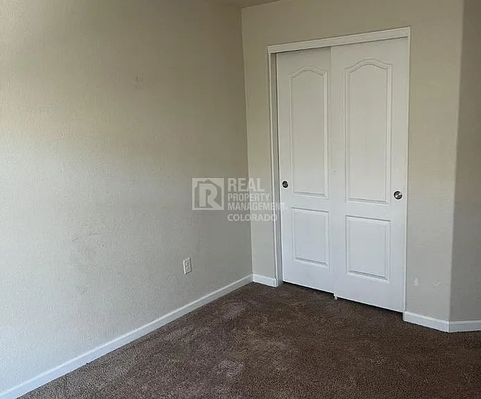 1437 Kansas Ave — Photo 10