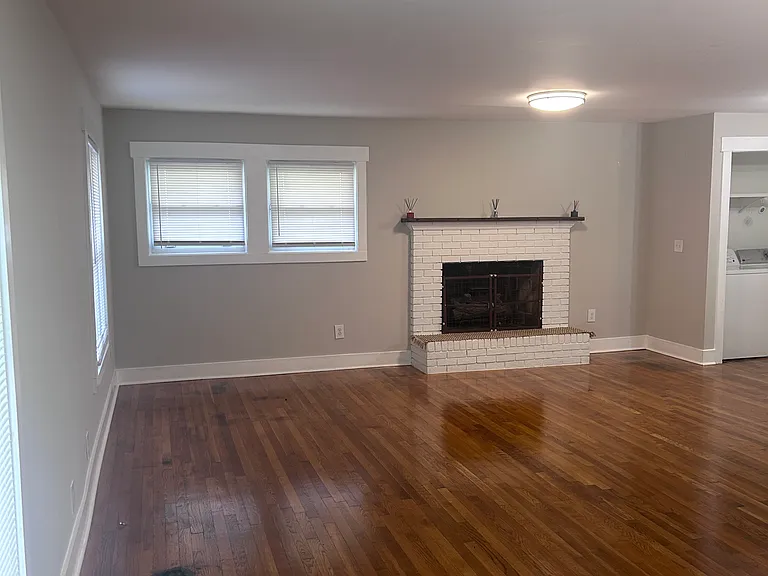 2918 Sprucewood Dr — Photo 4