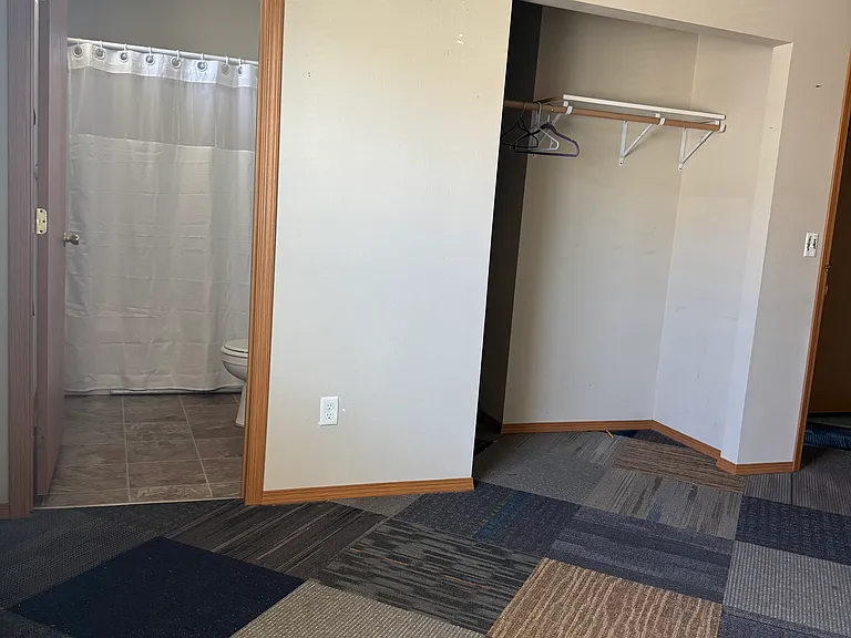 7503 Tieton Dr #5 — Photo 6