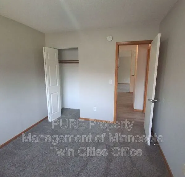 5848 2nd St NE #5 — Photo 10