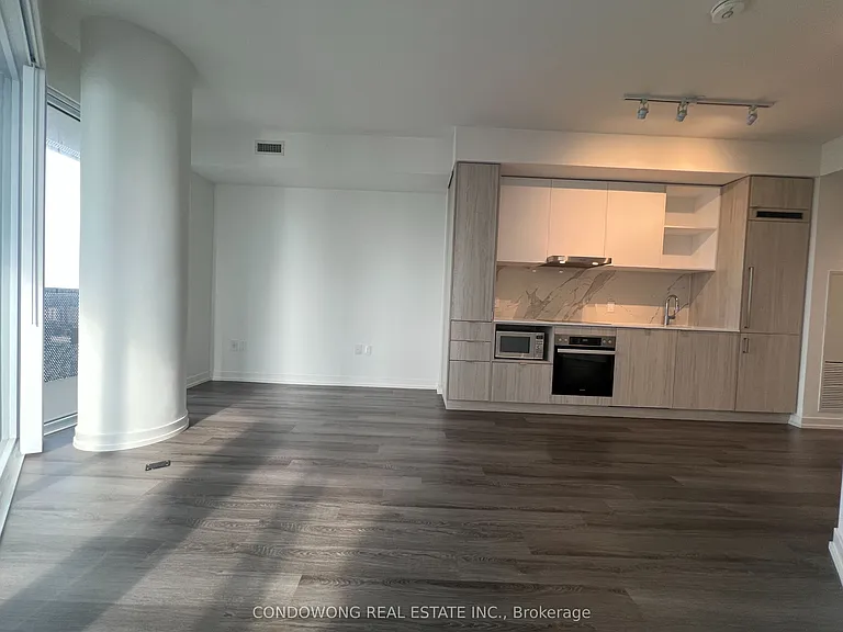 138 Downes St #6212 — Photo 3