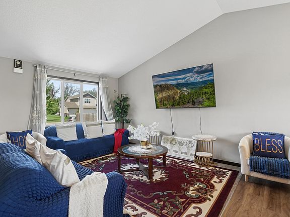 3rd image of 3510 237th Ave NW