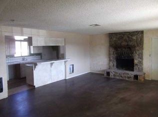 20300 Sierra Ave, Tehachapi, CA 93561