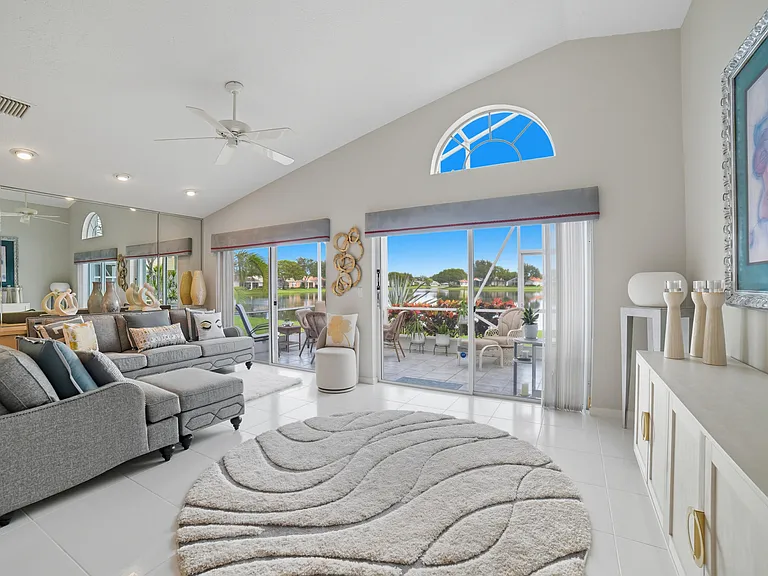12573 Coral Lakes Dr — Photo 7