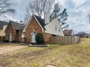 1653 Smokehouse Dr, Cordova, TN 38016