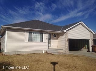 5817 N 20th St, Lincoln, NE 68521