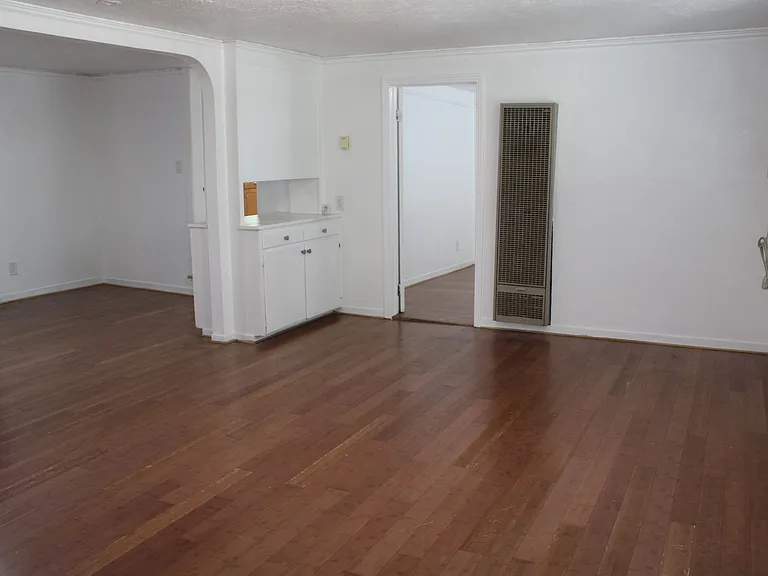 608 Union St — Photo 5