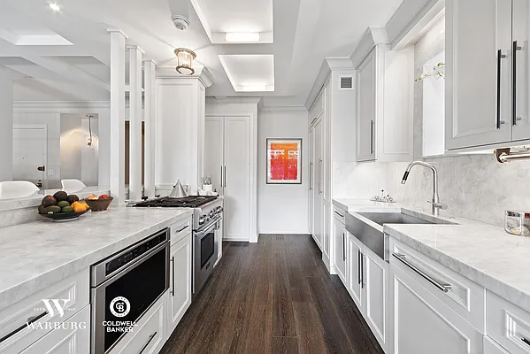 Sold by Coldwell Banker Warburg | media 23