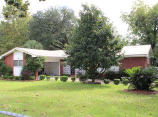 3032 Bumpnose Rd, Marianna, FL 32446