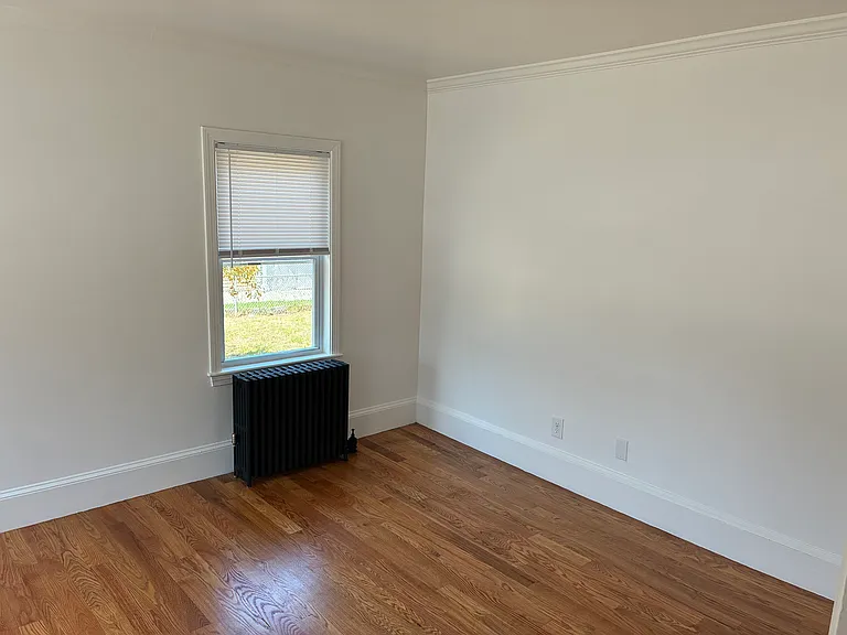 296 Park St — Photo 7