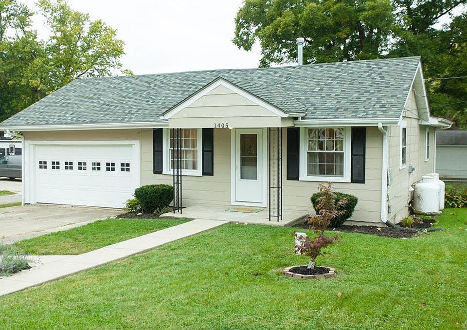 1st image of 1405 Lake Shore Dr