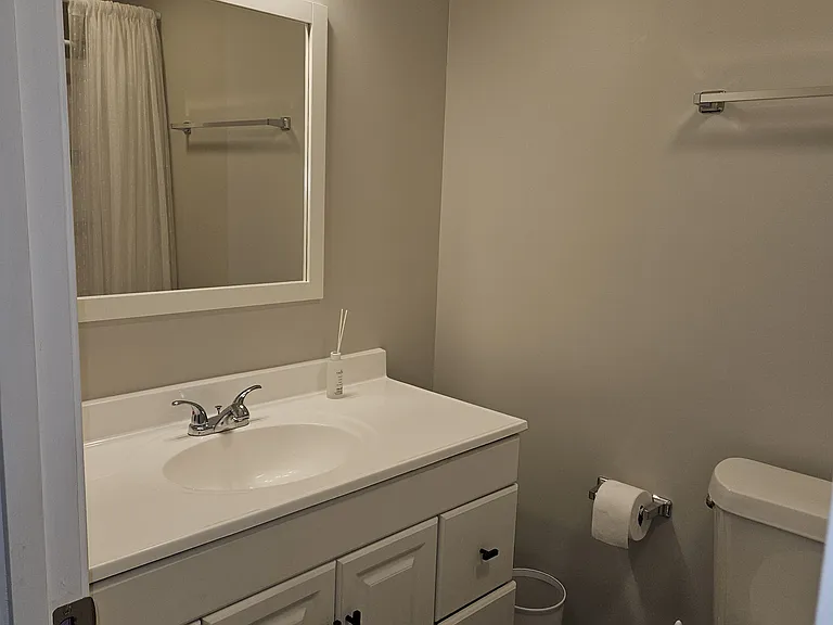1005 Evergreen Ln — Photo 11