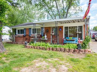 254 Starlite Dr, Louisville, KY 40229
