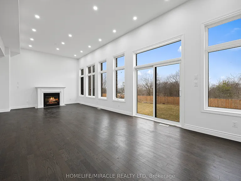 196 Freure Dr — Photo 14