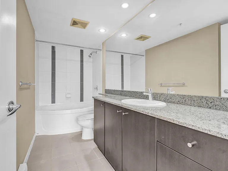 5088 Kwantlen St #3XX — Photo 13